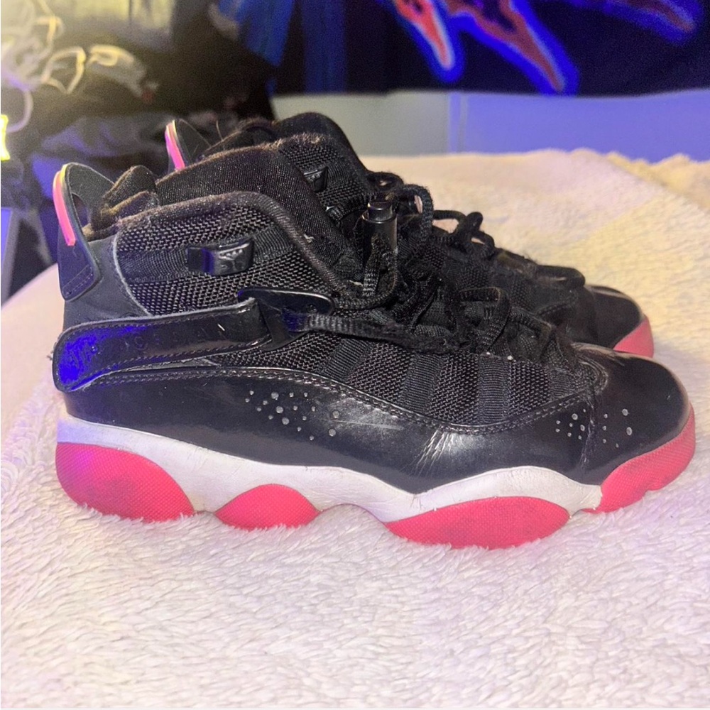 Jordan Women's Sneakers Black and Pink